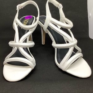 XOXO LILIANA WHITE EMBOSSED REPTILE SANDALS